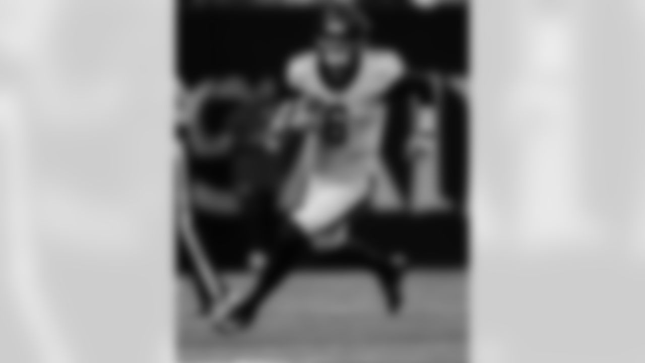 Check out the best photos of the New Orleans offense in their game against the New York Jets for Week 16 of the 2025 NFL season on Dec. 21, 2025 at Caesars Superdome.