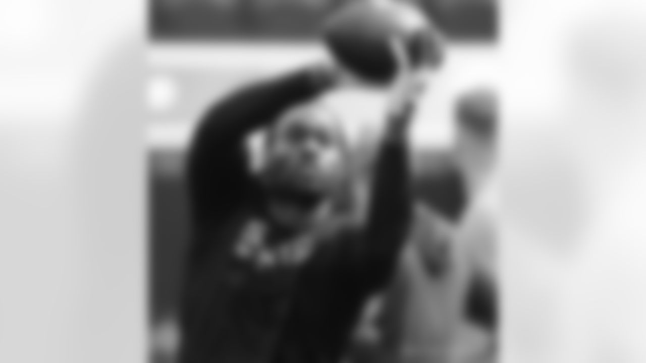 Check out the pregame photos from the New Orleans Saints game against the Los Angeles Rams for Week 9 of the 2025 NFL season on Nov. 2, 2025 at SoFi Stadium.