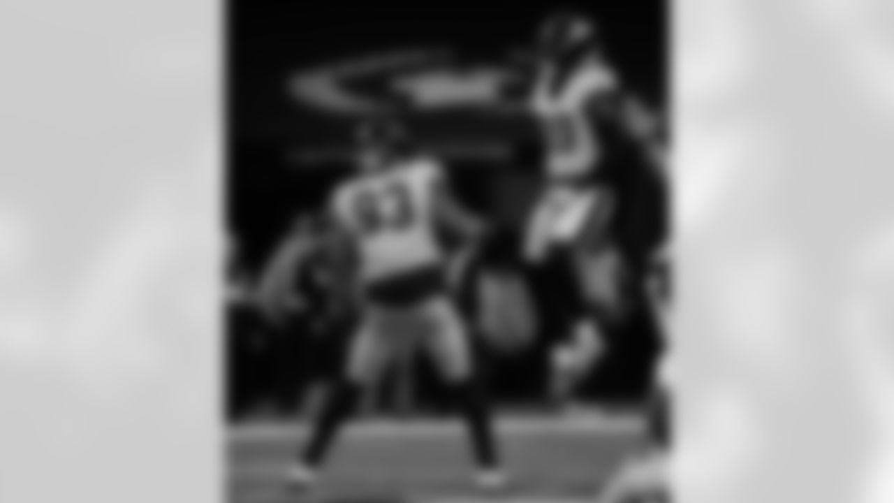 Check out the best photos of the New Orleans defense in their game against the New York Jets for Week 16 of the 2025 NFL season on Dec. 21, 2025, at Caesars Superdome.