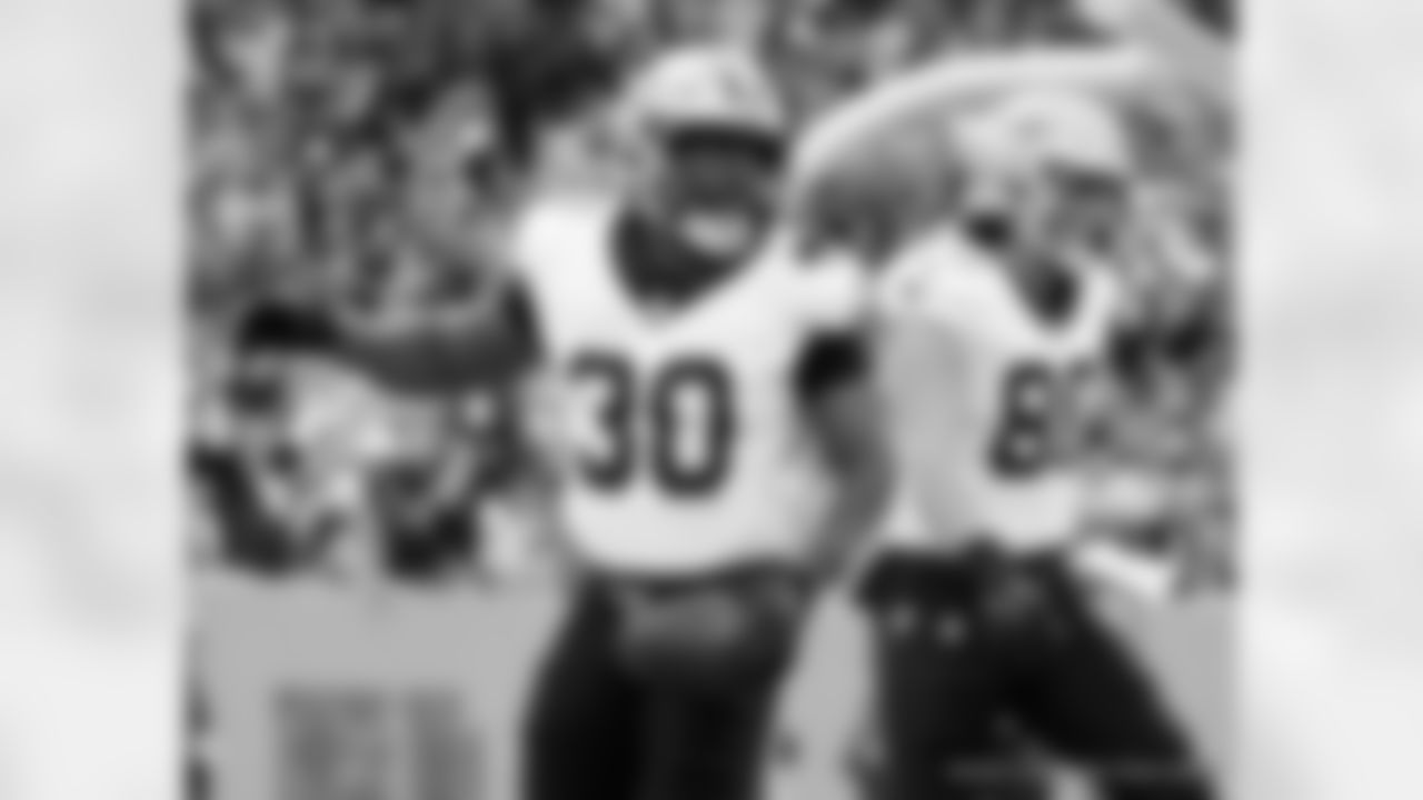 Check out the game action photos from the New Orleans Saints game against the Tennessee Titans for Week 17 of the 2025 NFL season on Dec. 28, 2025 at Nissan Stadium.