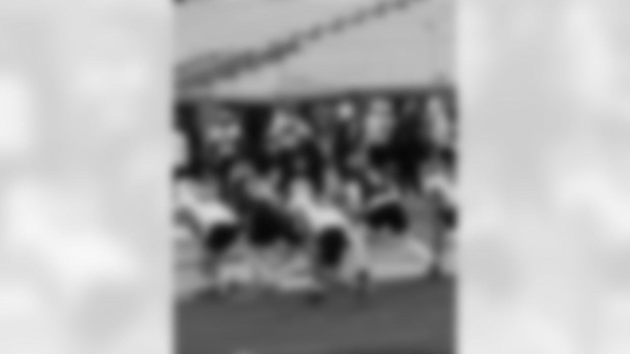 Check out photos from Day 1 of practices at the 2026 Panini Senior Bowl in Mobile, Ala. on Tuesday, Jan. 27, featuring top NFL Draft prospects and Saints personnel including Associate Head Coach and Running Backs Coach Joel Thomas, Quarterbacks Coach Scott Tolzien, Assistant Special Teams Coach Kyle Wilber, Assistant Defensive Backs Coach Robert Blanton, and Assistant to the Head Coach Mike Martinez working with players.