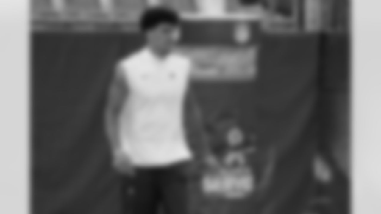 Check out the pregame photos from the New Orleans Saints game against the Carolina Panthers for Week 10 of the 2025 NFL season on Nov. 9, 2025 at Bank of America Stadium.