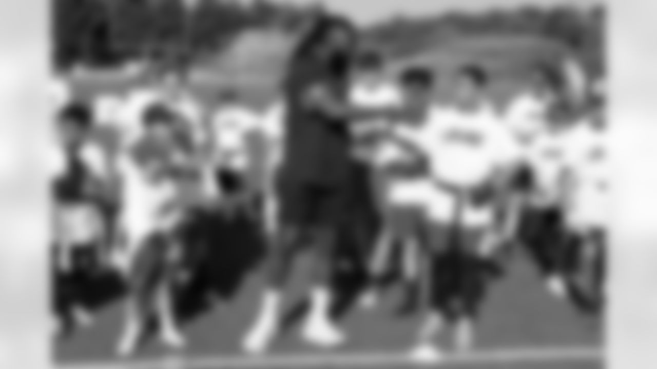 New Orleans Saints linebacker Demario Davis joined young athletes for a Play Football Experience and Flag Football clinic in Paris, France on Saturday, July 12, 2025.