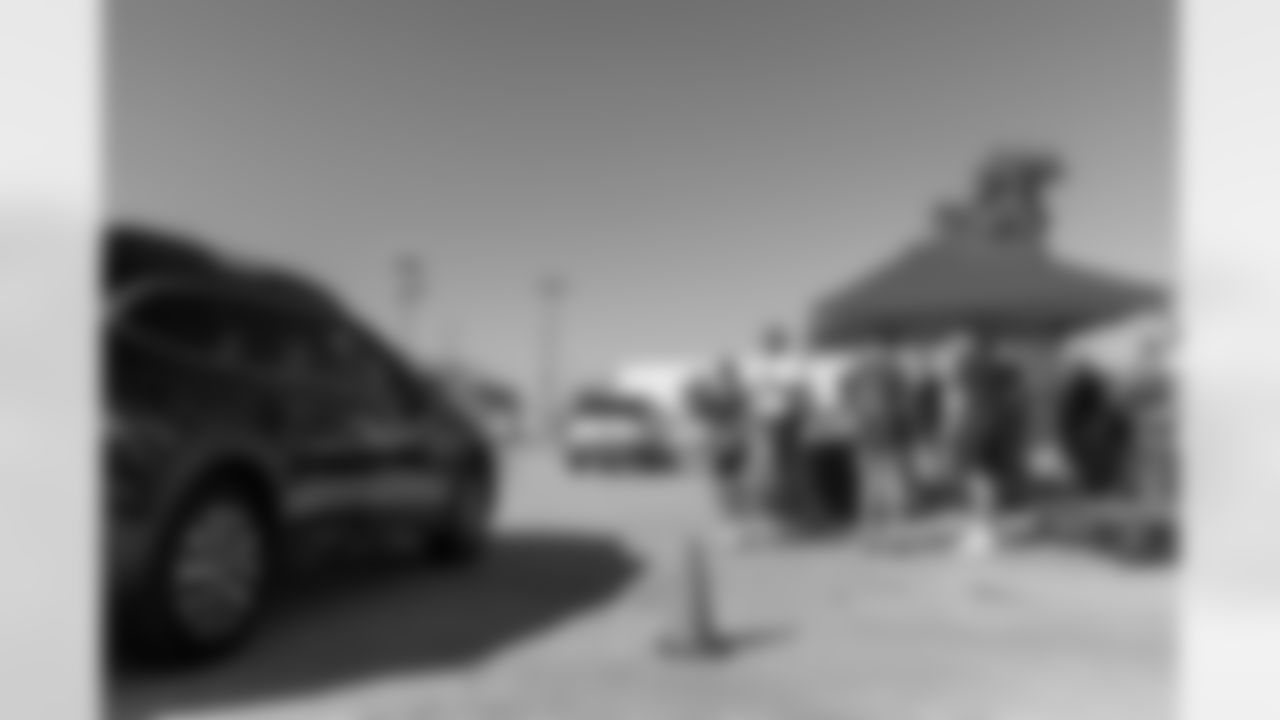 The New Orleans Saints Cheer Krewe and Gumbo joined Sysco New Orleans to distribute meals at their annual Thanksgiving food drive on Sunday, Nov. 16, 2025.