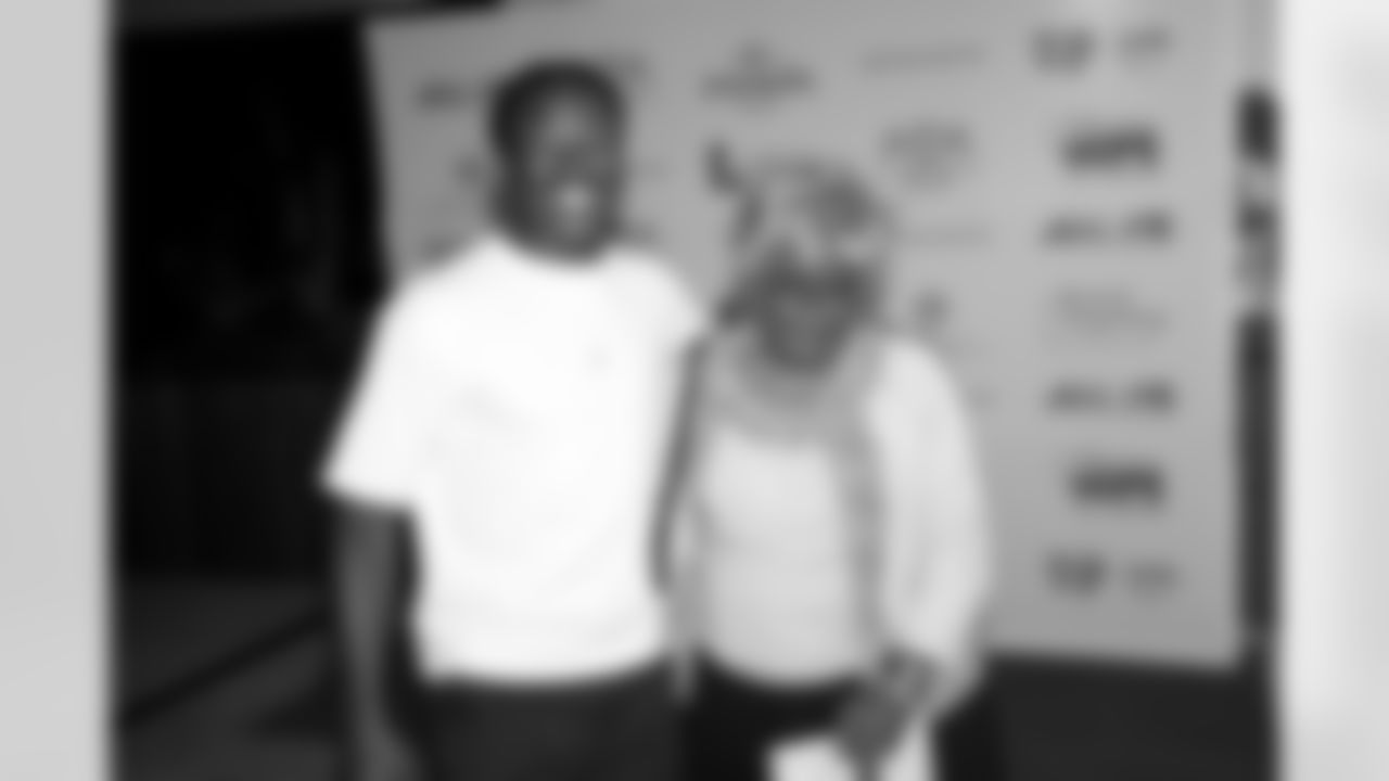 Saints linebacker Demario Davis and his Devoted Dreamers Foundation held their second annual "Dining for Dreams" event on Monday, October 13, 2025. Davis and his teammates served dinner to patrons to celebrate community, connection, and giving back.