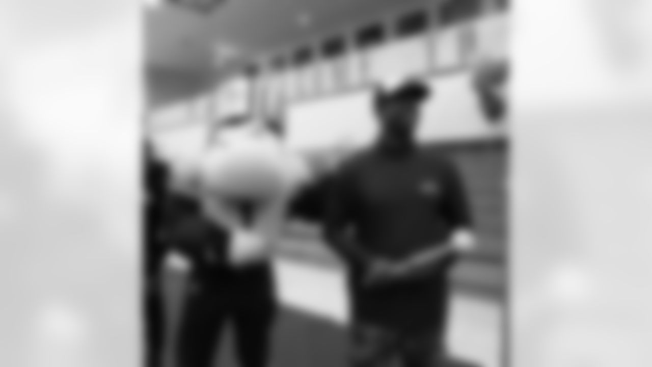 New Orleans Saints legend Devery Henderson joined LA Blue for a meal packing event for the local community, honoring the legacy of Martin Luther King Jr., on January 19, 2026.