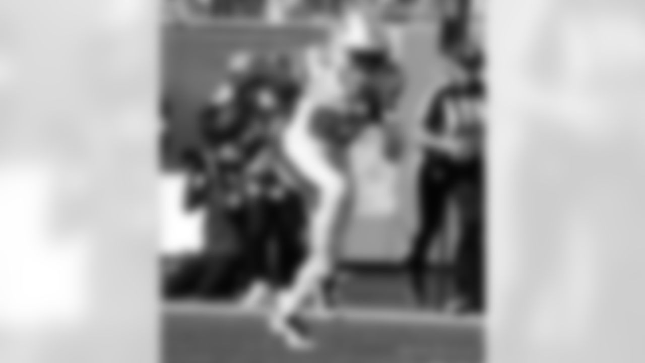 Check out the game action photos from the New Orleans Saints game against the Carolina Panthers for Week 10 of the 2025 NFL season on Nov. 9, 2025 at Bank of America Stadium.