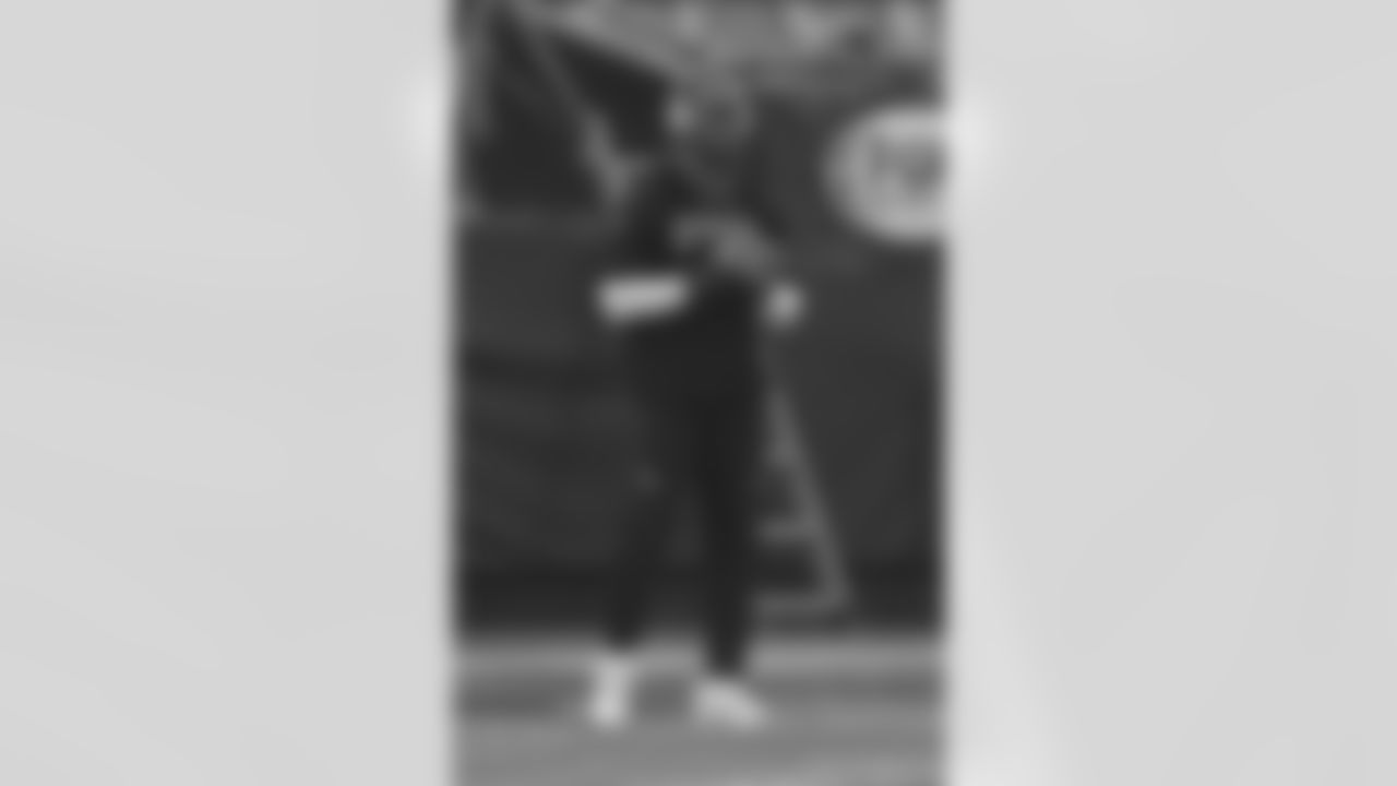 Check out the pregame photos from the New Orleans Saints game against the Carolina Panthers for Week 10 of the 2025 NFL season on Nov. 9, 2025 at Bank of America Stadium.