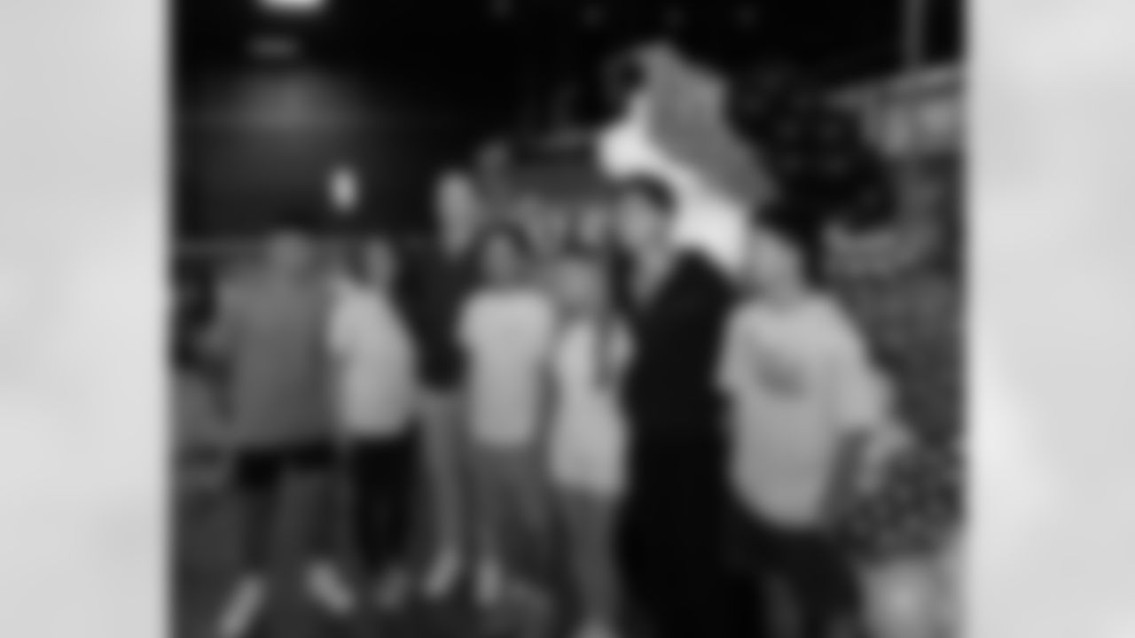 Gallery-Drew-Brees-Pickles-n-pins-photos-grand-opening-34