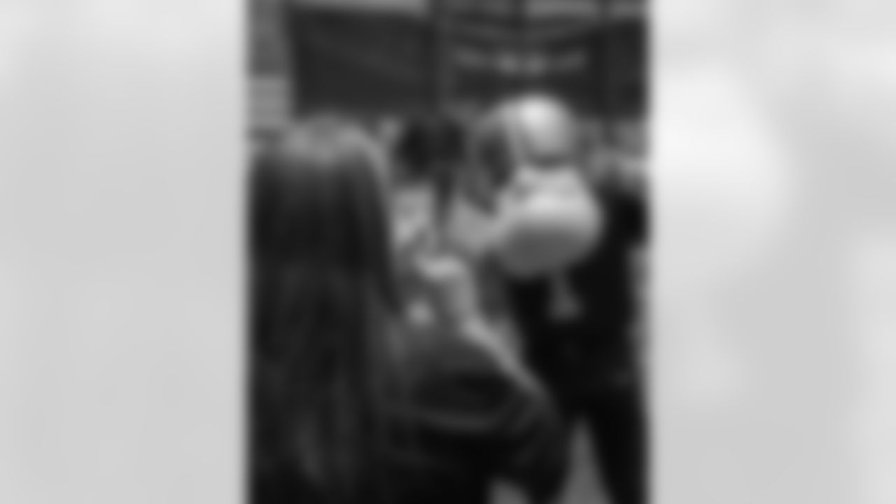 New Orleans Saints and Verizon hosted an MVP community workout with Saints legends Devery Henderson, Garrett Hartley, and Michael Lewis at the Ochsner Sports Performance Center on Wednesday, Nov. 19, 2025.