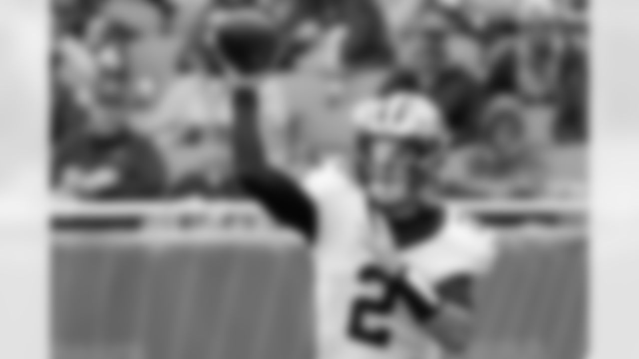 Check out the game action photos from the New Orleans Saints game against the Chicago Bears for Week 7 of the 2025 NFL season on Oct. 19, 2025 at Soldier Field.