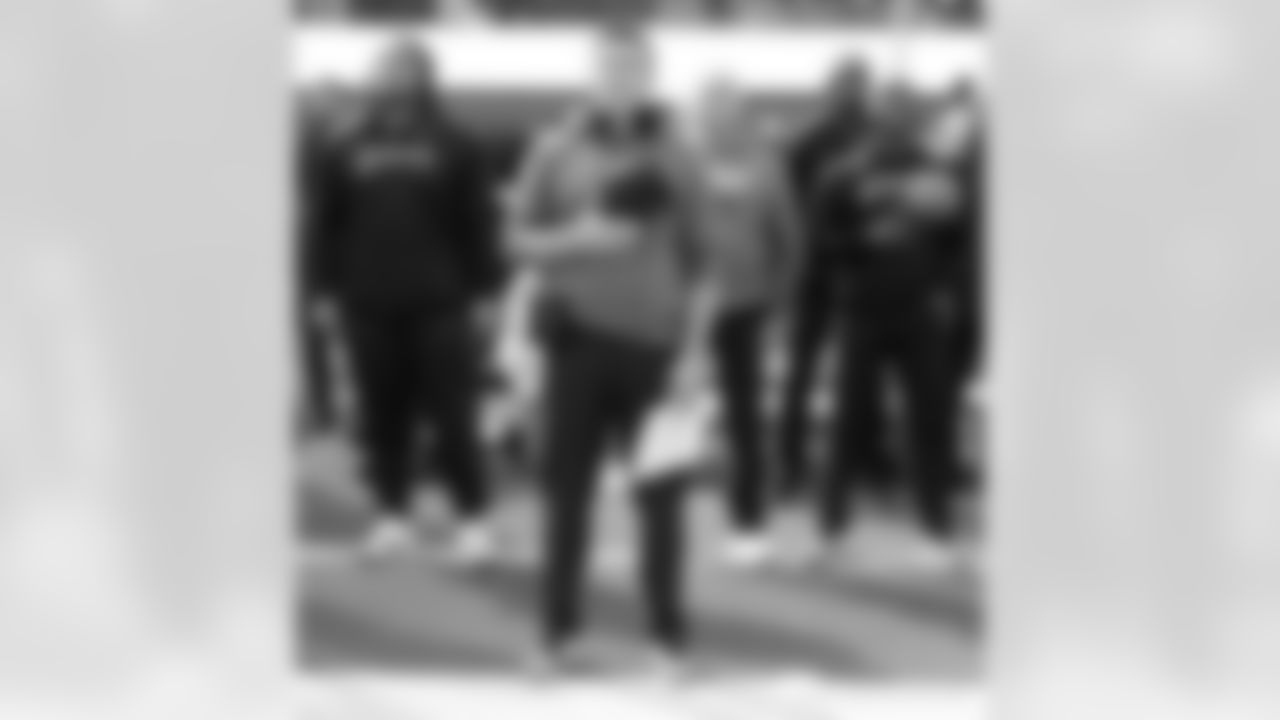 Check out the pregame photos from the New Orleans Saints game against the Los Angeles Rams for Week 9 of the 2025 NFL season on Nov. 2, 2025 at SoFi Stadium.