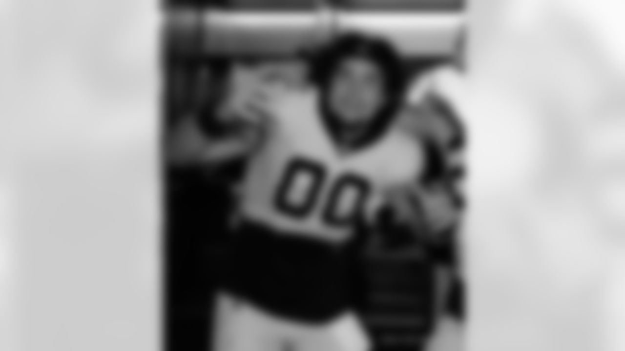 Head inside the New Orleans Saints locker room postgame after the Saints' win against the New York Jets in Week 16 of the 2025 NFL season presented by Bud Light.