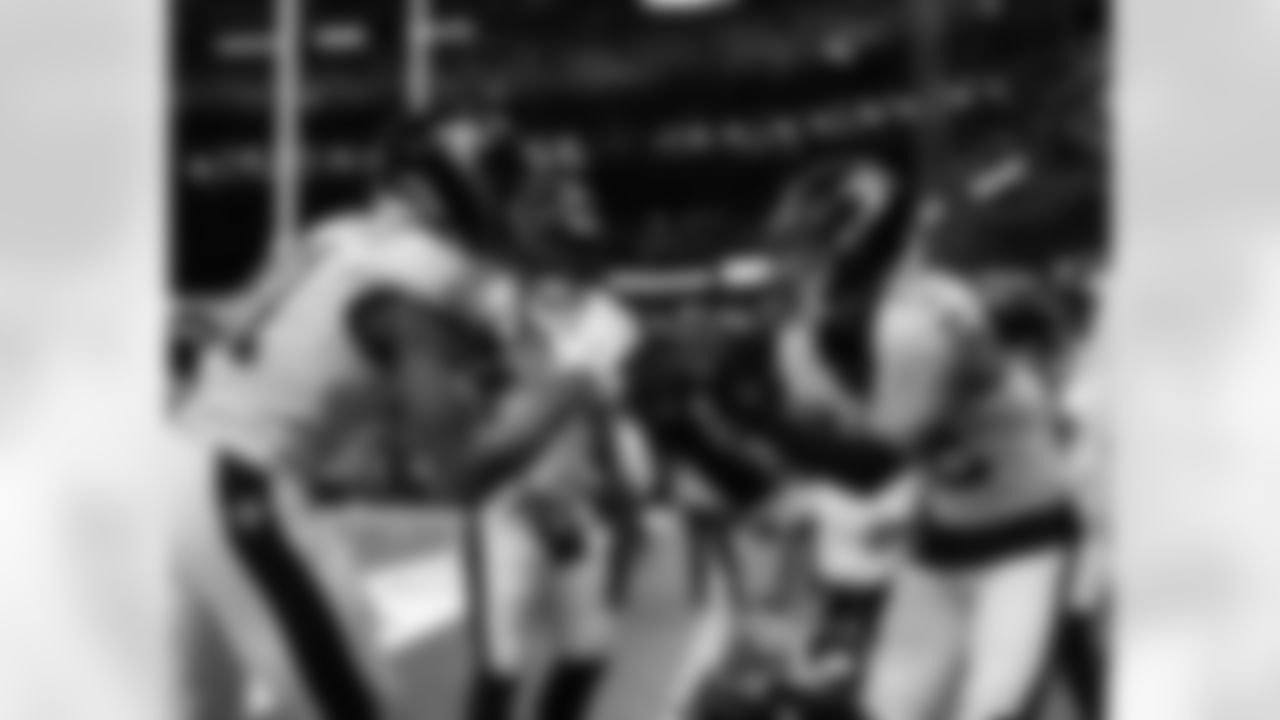 Check out the game action photos from the New Orleans Saints game against the New York Jets for Week 16 of the 2025 NFL season on Dec. 21, 2025 at the Caesars Superdome.