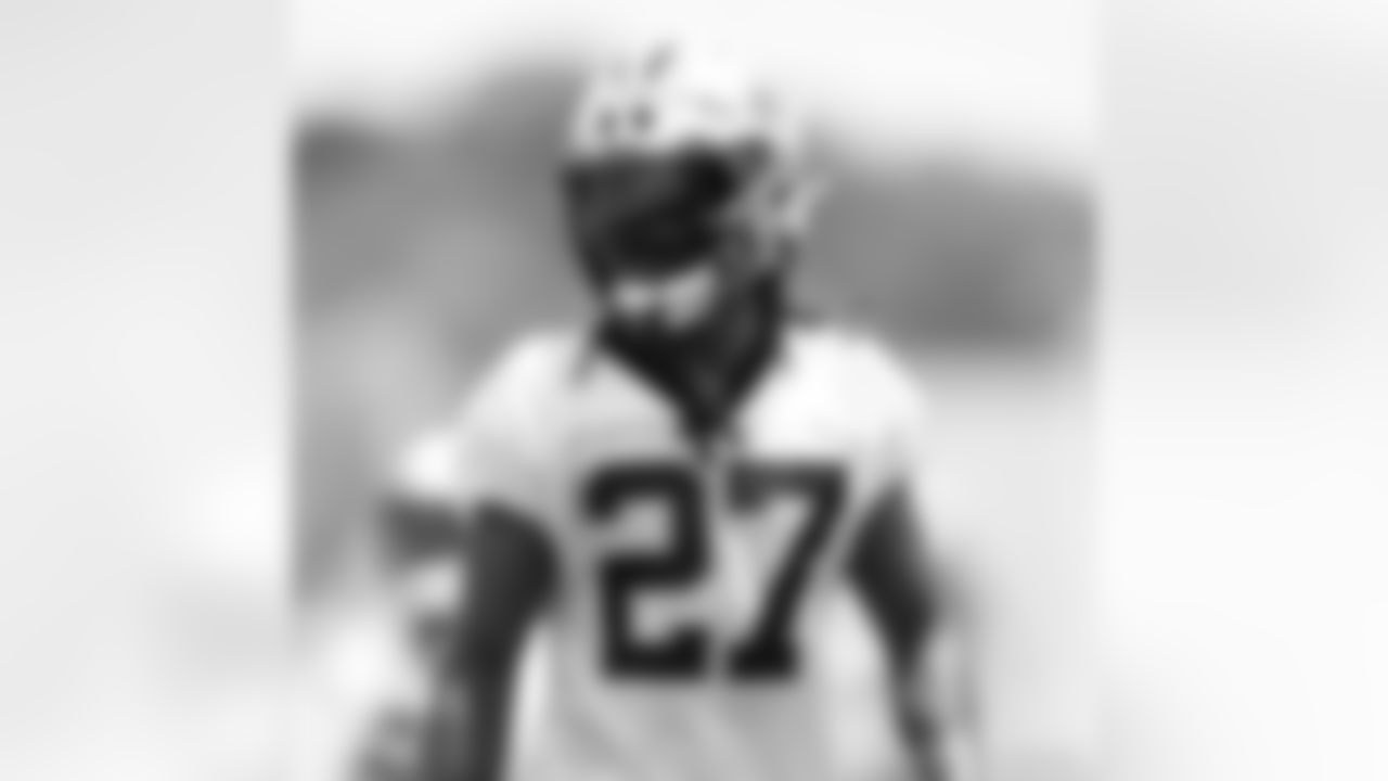 New Orleans Saints players participate in Day 1 of 2025 Saints Minicamp at the Ochsner Sports Performance Center on Tuesday, June 10, 2025.