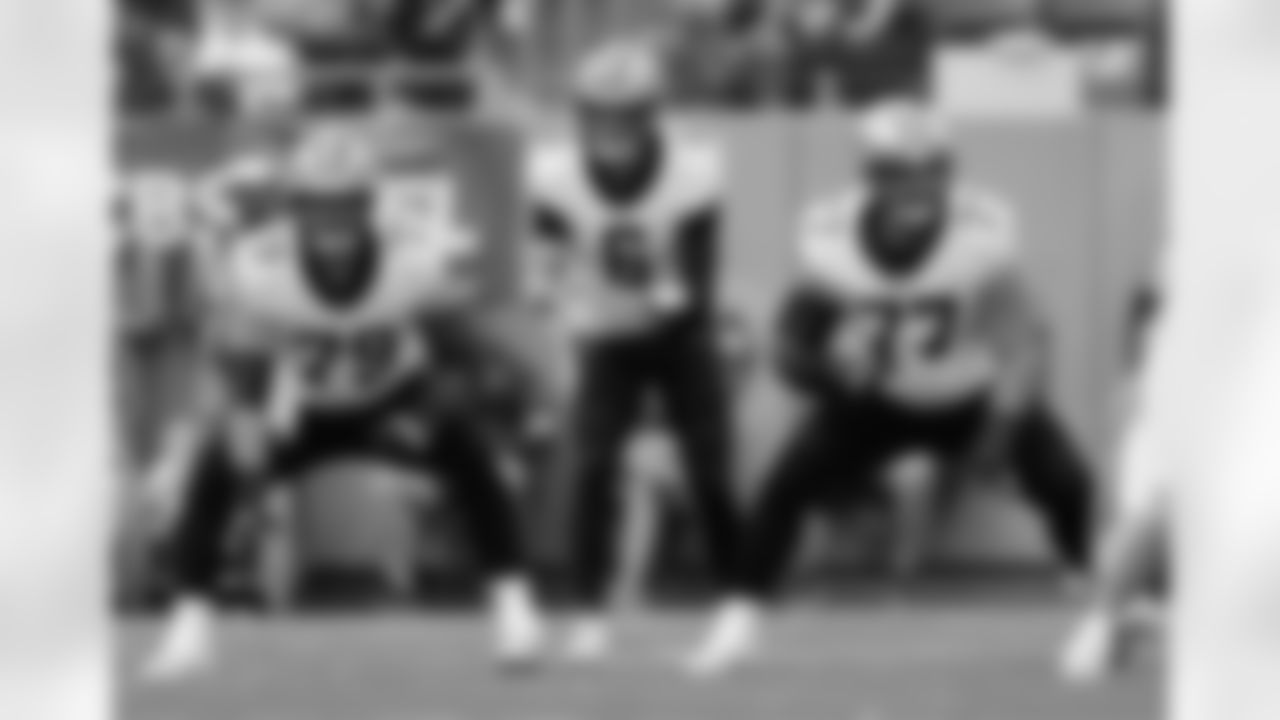 Check out the best photos of the New Orleans offense in their game against the Tennessee Titans for Week 17 of the 2025 NFL season on Dec. 28, 2025 at Nissan Stadium.