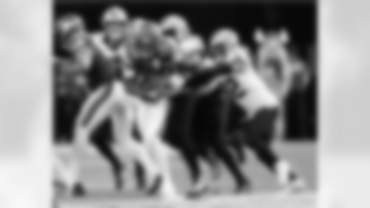Check out the game action shots from the New Orleans Saints game against the Minnesota Vikings in Week 10 of the 2023 NFL season.