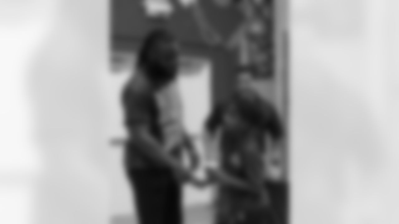 New Orleans Saints linebacker Demario Davis and his wife, Tamela's Devoted Dreamers Foundation hosted the annual "Dinner with the Davises" event at the Boys and Girls Club Gretna on Nov. 18, 2025.