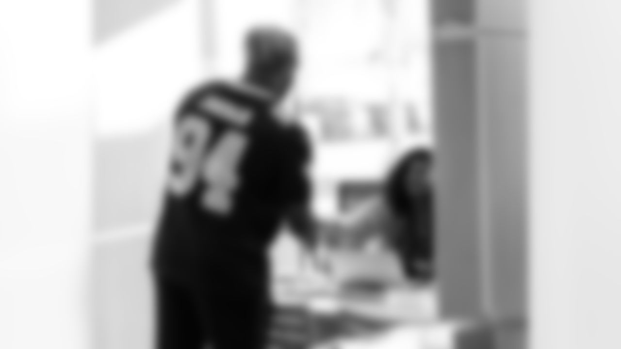 New Orleans Saints defensive end Cameron Jordan teamed up with Southern Quality Ford to provide random acts of kindness throughout the city on December 22, 2025. Jordan shared Rouses Markets gift cards with holiday shoppers, filled tanks for local fans at Chevron gas stations, and treated customers to oil changes at Southern Quality Ford.