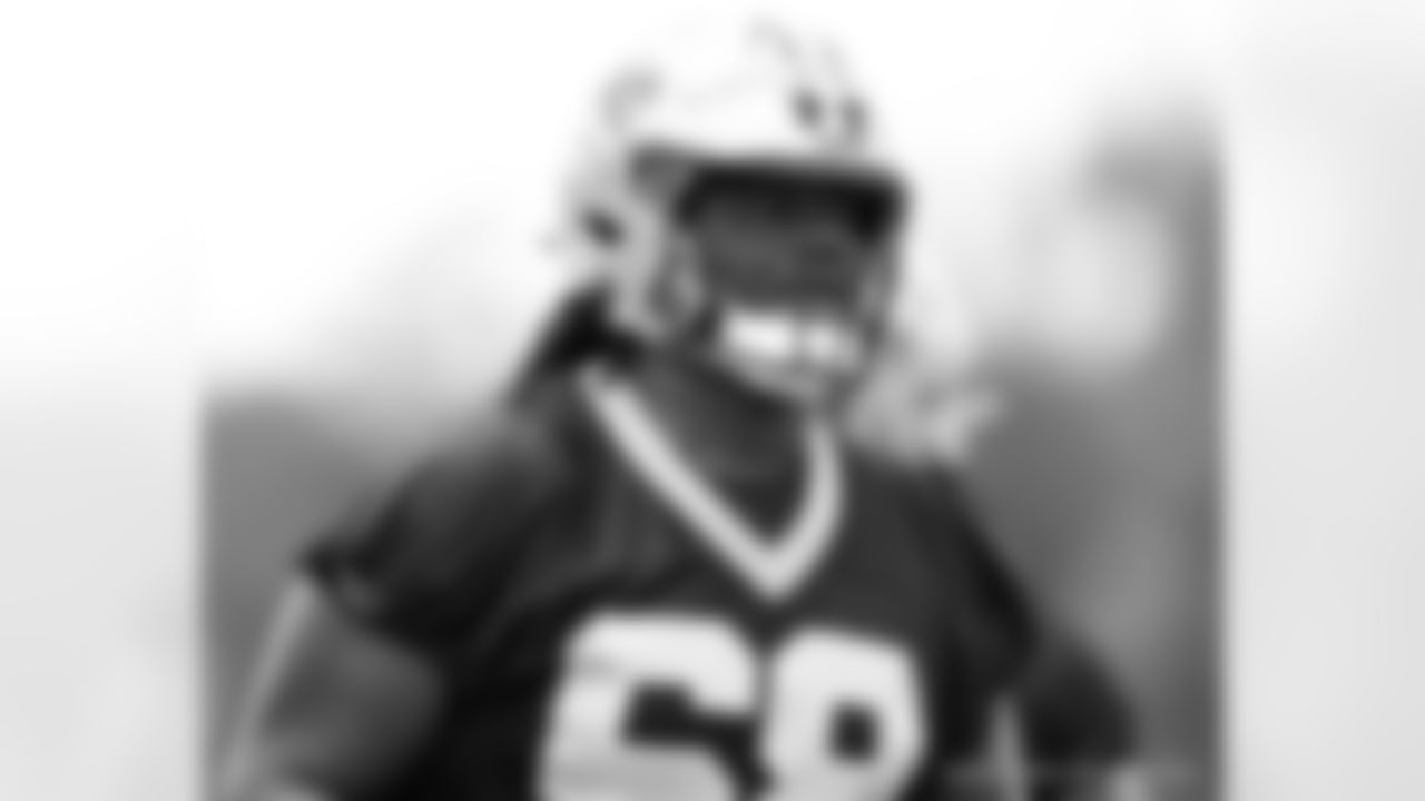 New Orleans Saints players participate in Day 2 of 2025 Saints Minicamp at the Ochsner Sports Performance Center on Wednesday, June 11, 2025.