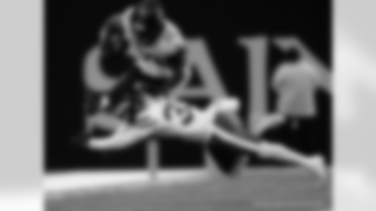 Check out the game action photos from the New Orleans Saints game against the New York Jets for Week 16 of the 2025 NFL season on Dec. 21, 2025 at the Caesars Superdome.