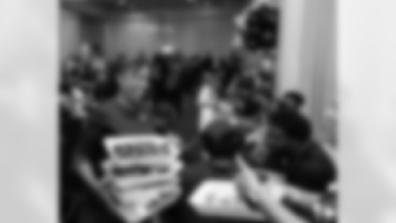 Our 2025 New Orleans Saints rookies had their first taste of New Orleans cuisine at the Touchdown Club's annual rookie crawfish boil and experienced the culture of the city with a ride on the historic Steamboat Natchez and Mardi Gras World tour.