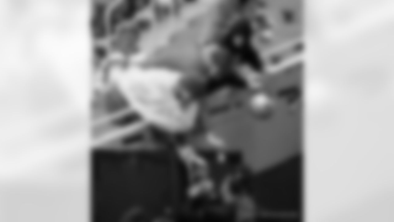Check out the fan photos from the New Orleans Saints game against the Chicago Bears for Week 7 of the 2025 NFL season on Oct. 19, 2025 at Soldier Field.