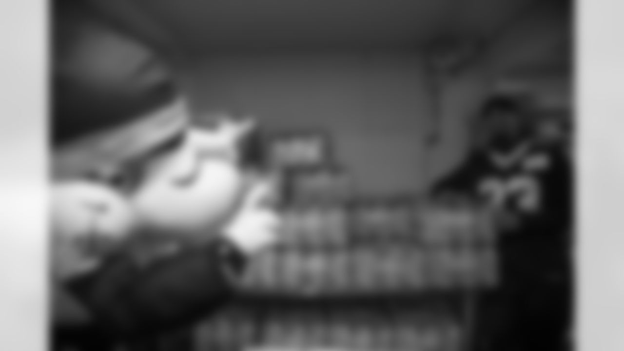 New Orleans Saints defensive back Jonas Sanker joined the Saints Cheer Krewe, Sir Saint and Coca-Cola for a water donation event, supporting a local Boys & Girls Club on December 9, 2025.