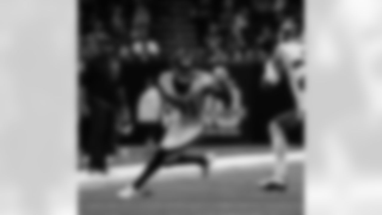 Check out the game action photos from the New Orleans Saints game against the New York Jets for Week 16 of the 2025 NFL season on Dec. 21, 2025 at the Caesars Superdome.