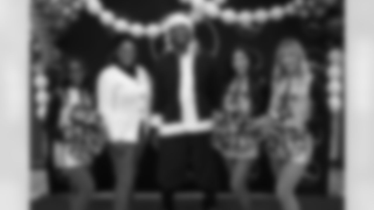 New Orleans Saints safety Justin Reid and his foundation JReid InDeed hosted his "Just-In-Time for the Holidays" community event at the Giving Hope Community Center. Reid spent the evening giving back to local families, spreading holiday cheer and supporting the community through gifts and engagement ahead of the holiday season.