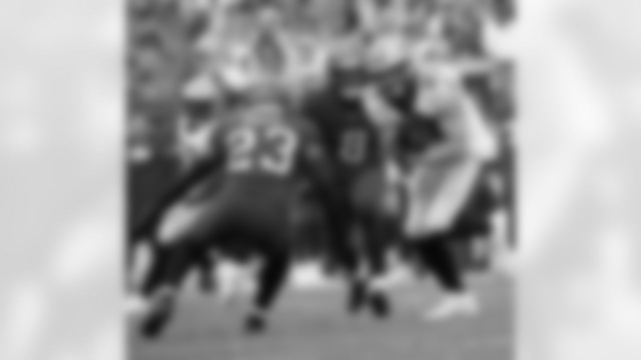 Check out the best photos of the New Orleans offense in their game against the Tampa Bay Buccaneers for Week 14 of the 2025 NFL season on Dec. 7, 2025 at Raymond James Stadium.