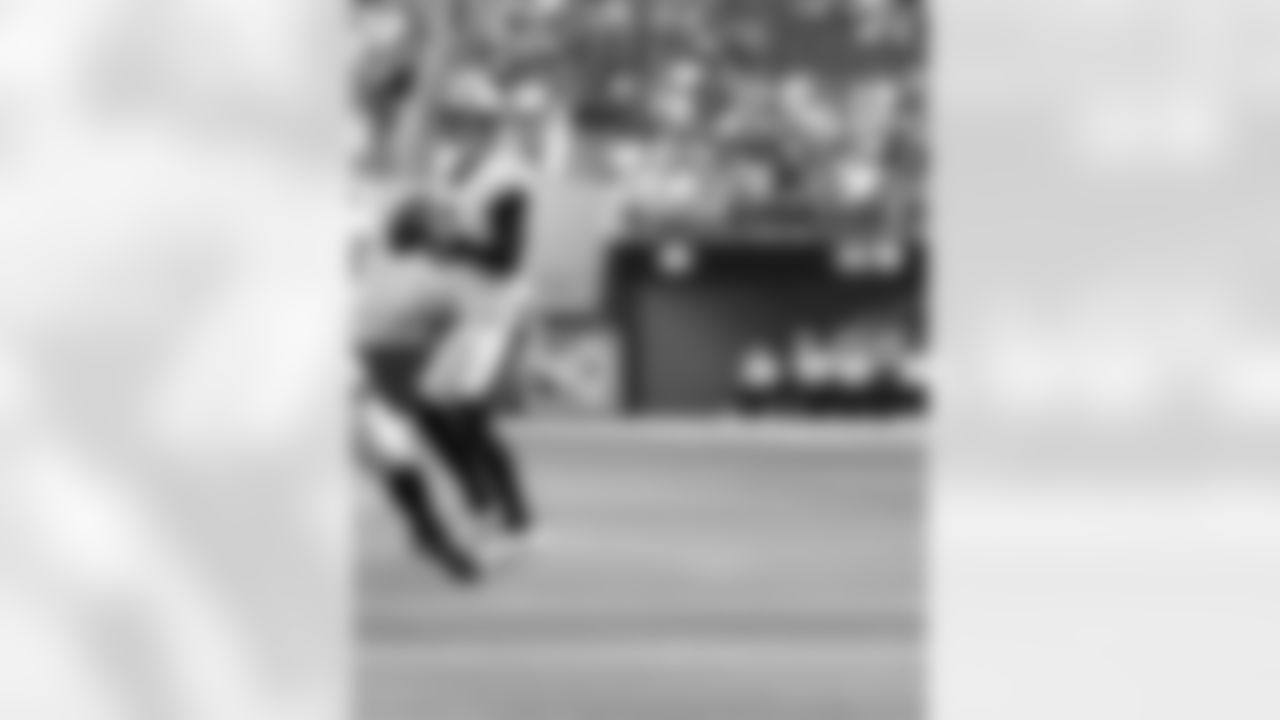 Check out the game action photos from the New Orleans Saints game against the Los Angeles Chargers in Week 1 of the 2025 NFL preseason.