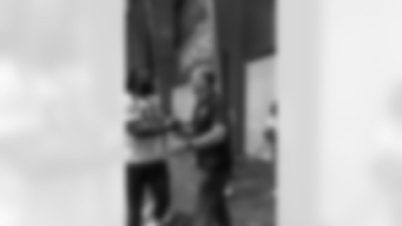 New Orleans Saints head coach Kellen Moore and Saints players welcomed the Paris Musketeers to the Ochsner Sports Performance Center on Saturday, November 22, 2025.