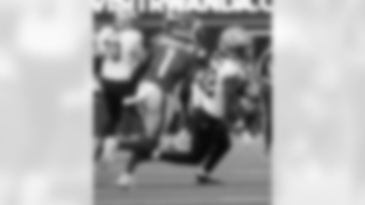 Check out the game action photos from the New Orleans Saints game against the Los Angeles Rams for Week 9 of the 2025 NFL season on Nov. 2, 2025 at SoFi Stadium.