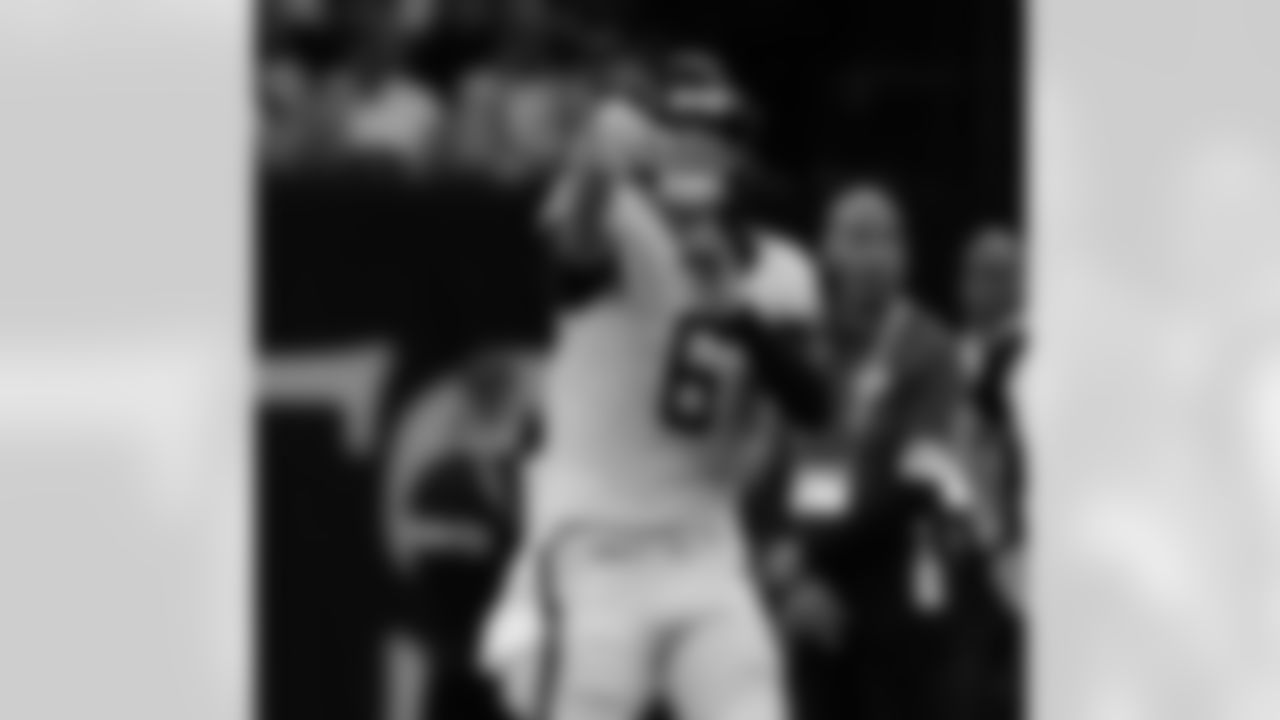 Check out the game action photos from the New Orleans Saints game against the New York Jets for Week 16 of the 2025 NFL season on Dec. 21, 2025 at the Caesars Superdome.