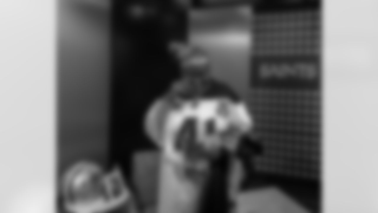 New Orleans Saints defensive end Cam Jordan surprised Angela "Mrs. Big O" Austin, our 2025 Saints Fan of the Year at the Ochsner Sports Performance Center. Angela will represent Saints fans at Super Bowl LX in San Francisco.