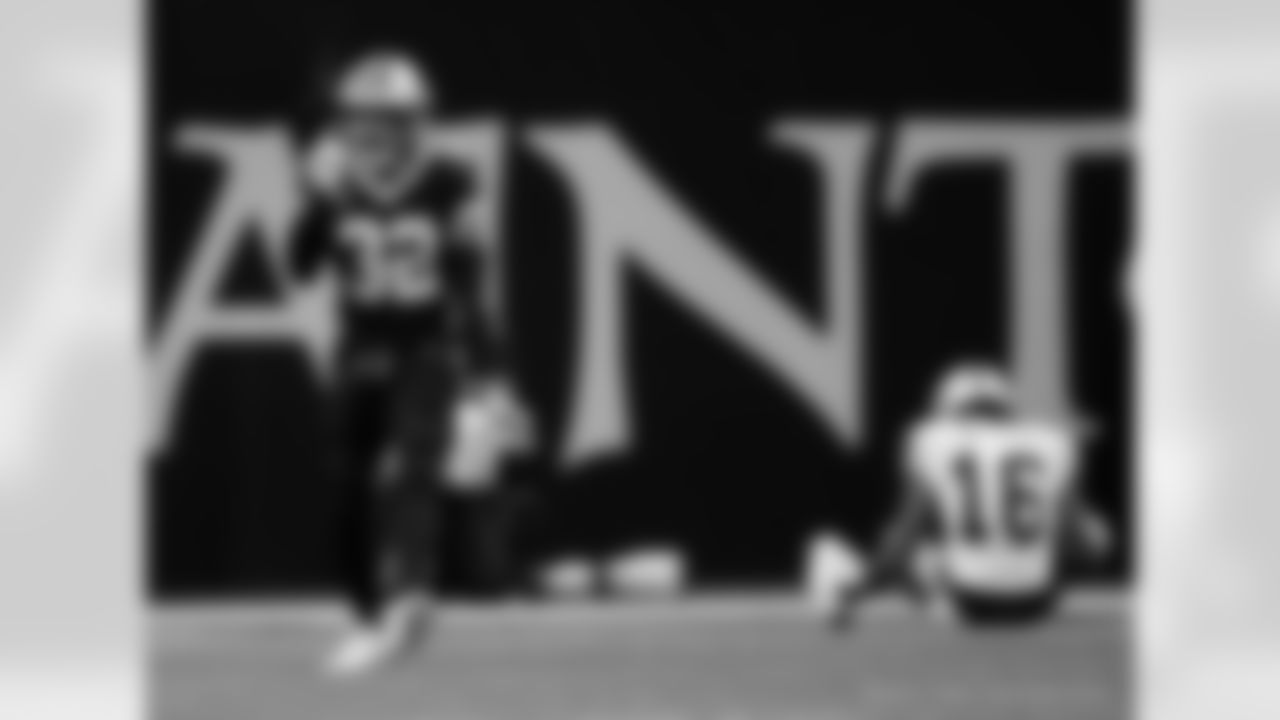 S Tyrann Mathieu (32) after defensing the pass during from the New Orleans Saints game against the Las Vegas Raiders for Week 17 of the 2024 NFL Season on Dec. 29, 2024 at Caesars Superdome.