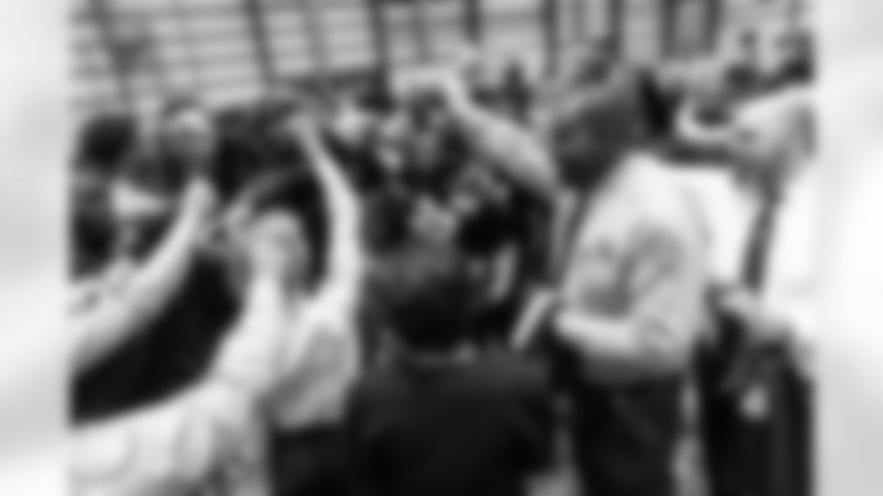 New Orleans Saints owner Gayle Benson honored four NOPD heroes during Saturday's walkthrough practice on January 3, 2026. Mrs. Benson, head coach Kellen Moore, and Saints players honored their response, service, and sacrifice during the Jan. 1 attacks on Bourbon Street.