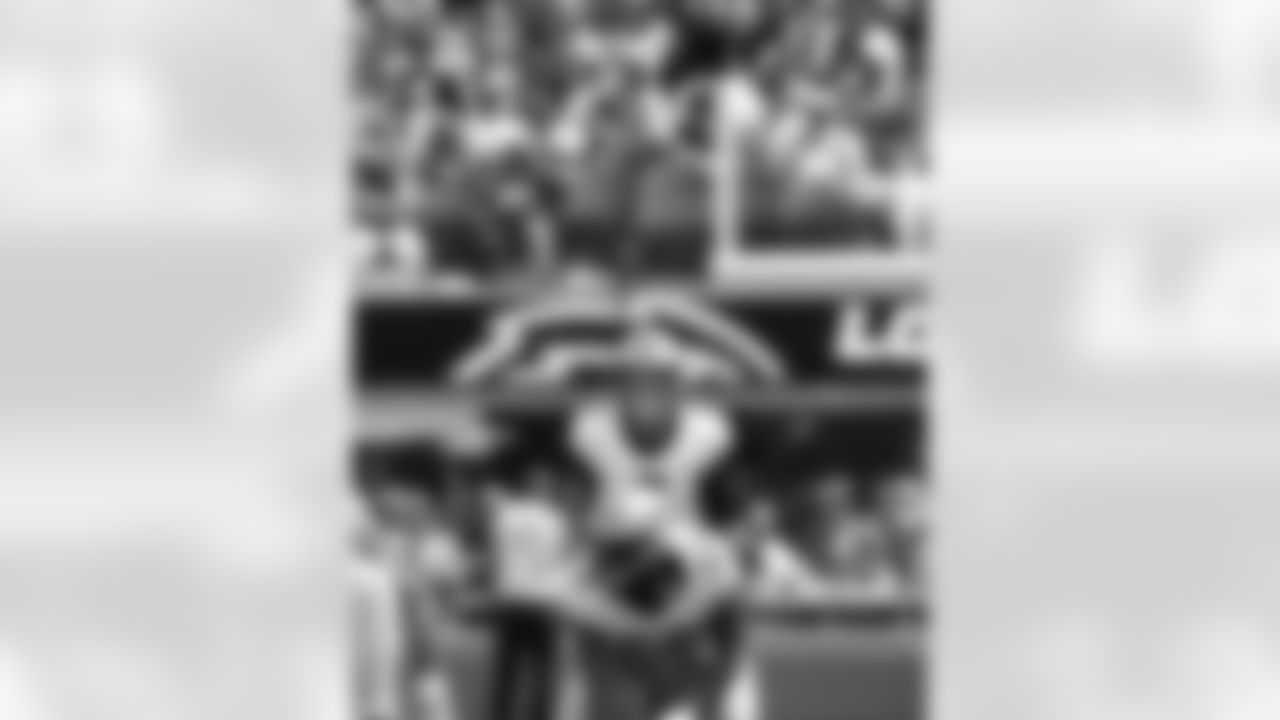 Check out the game action photos from the New Orleans Saints game against the Los Angeles Chargers in Week 1 of the 2025 NFL preseason.