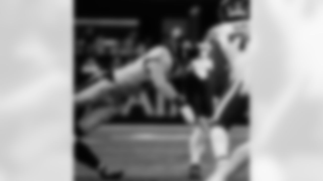 Check out the game action photos from the New Orleans Saints game against the New York Jets for Week 16 of the 2025 NFL season on Dec. 21, 2025 at the Caesars Superdome.