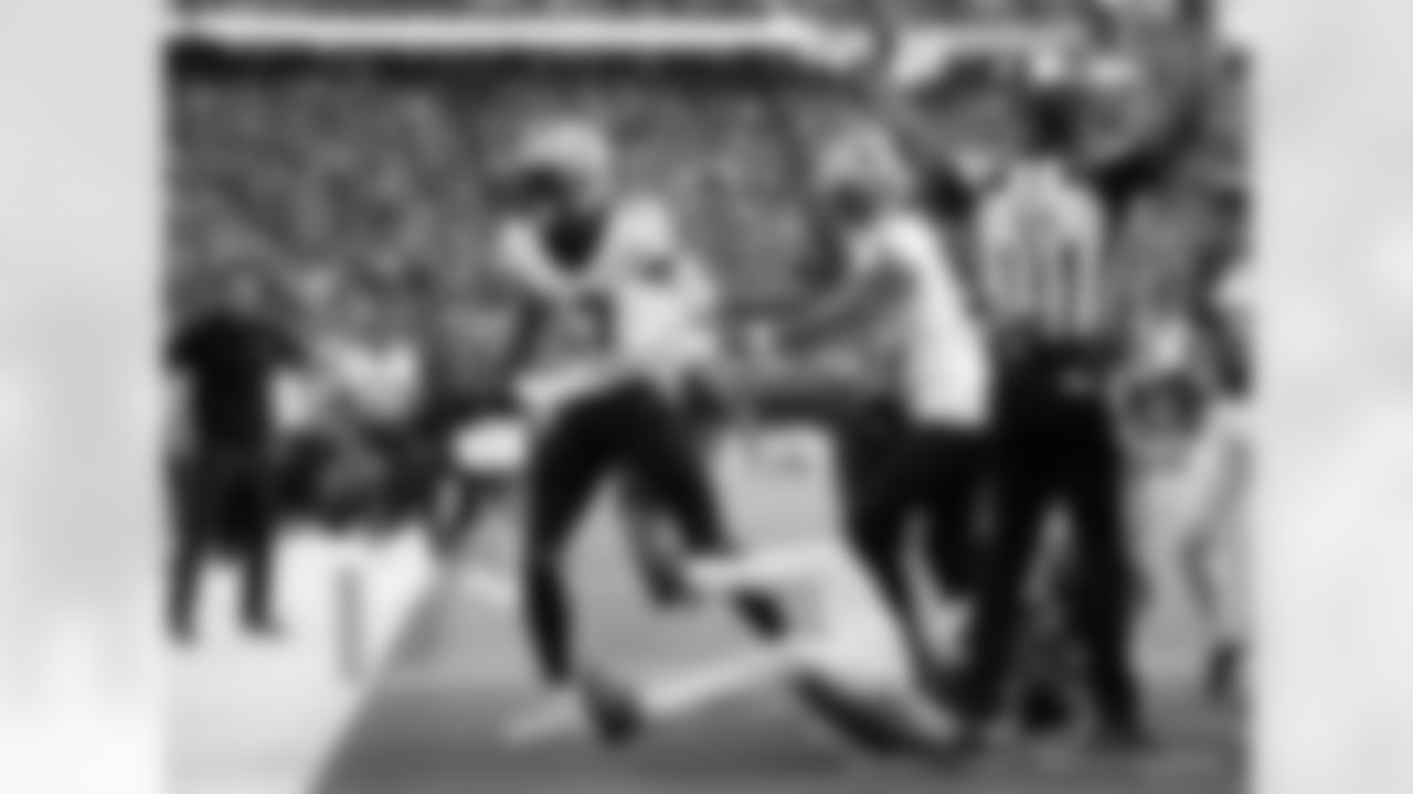 Check out the game action shots from the New Orleans Saints game against the Minnesota Vikings in Week 10 of the 2023 NFL season.