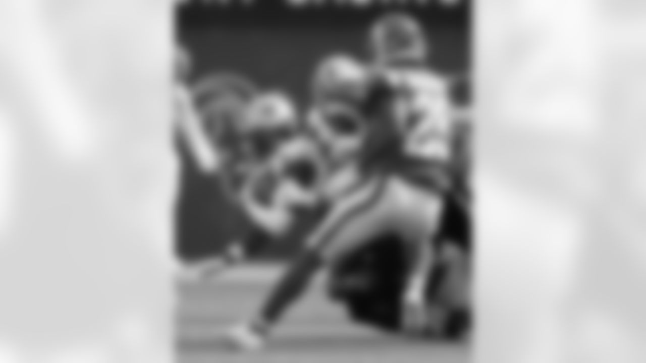 Check out the game action photos from the New Orleans Saints game against the Los Angeles Rams for Week 9 of the 2025 NFL season on Nov. 2, 2025 at SoFi Stadium.