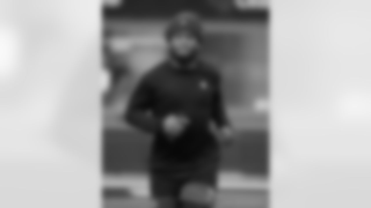 Check out the pregame photos from the New Orleans Saints game against the Los Angeles Rams for Week 9 of the 2025 NFL season on Nov. 2, 2025 at SoFi Stadium.