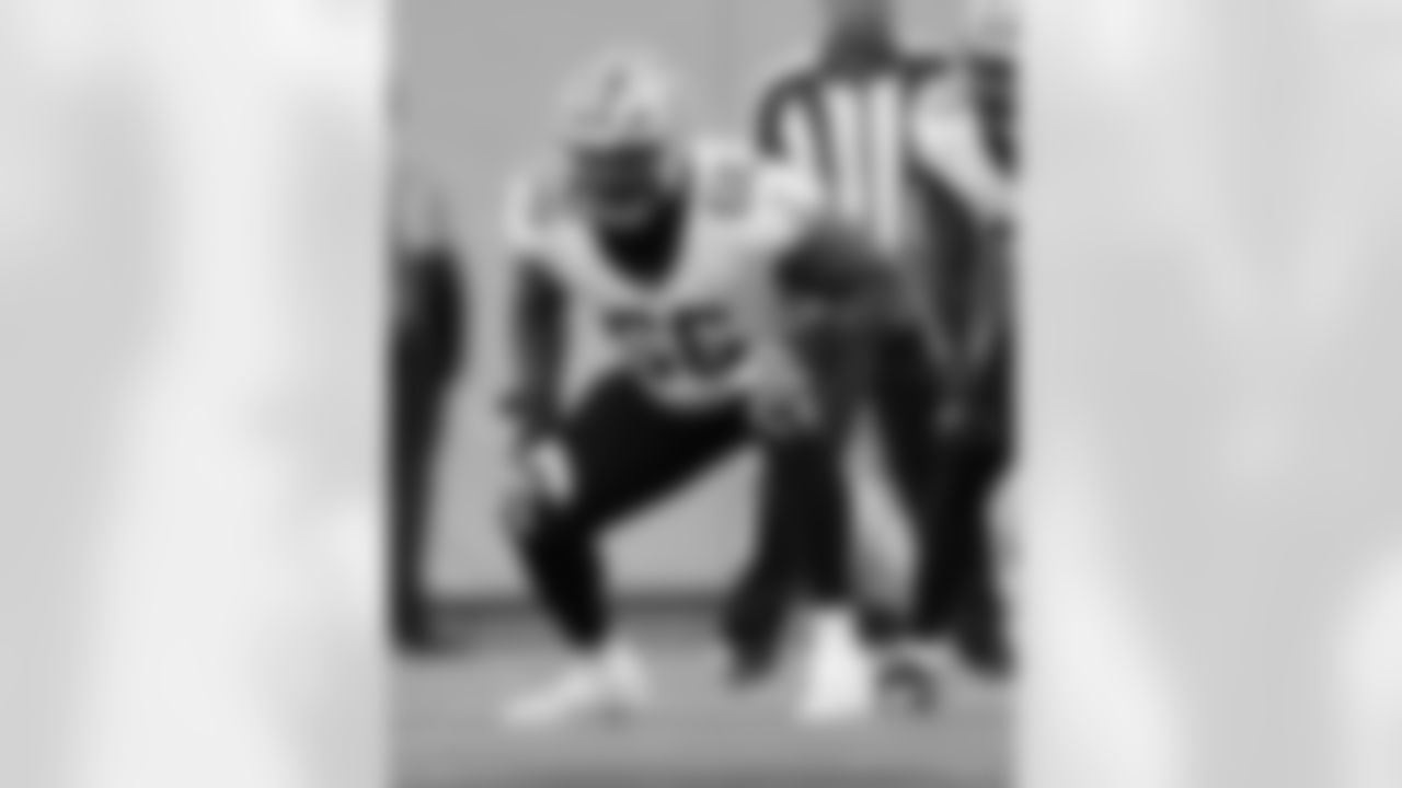 Check out the game action photos from the New Orleans Saints game against the Tennessee Titans for Week 17 of the 2025 NFL season on Dec. 28, 2025 at Nissan Stadium.