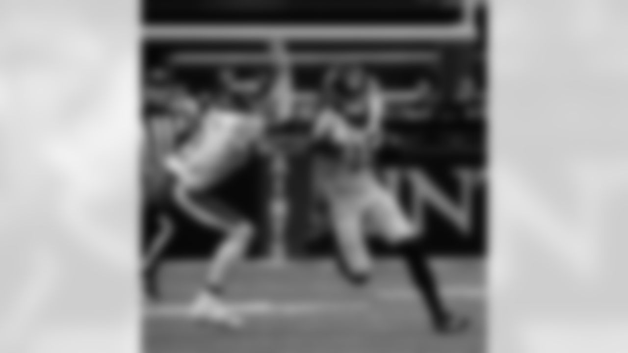 Check out the game action photos from the New Orleans Saints game against the New York Jets for Week 16 of the 2025 NFL season on Dec. 21, 2025 at the Caesars Superdome.