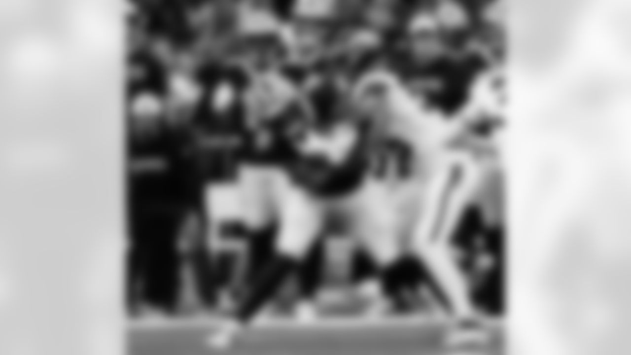 Check out the game action photos from the New Orleans Saints game against the Denver Broncos in Week 3 of the 2025 NFL preseason