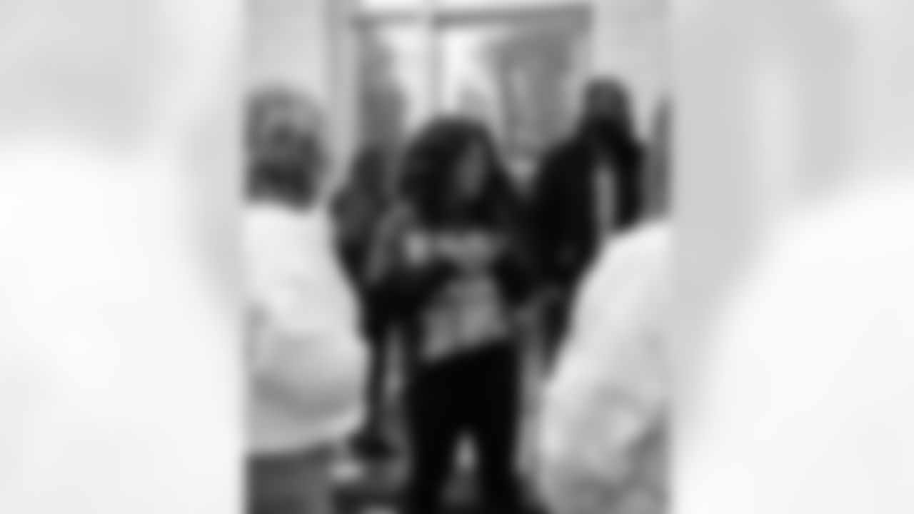 New Orleans Saints linebacker Demario Davis and his wife Tamela, through their Devoted Dreamers Foundation, teamed up with the Beignet Fest Foundation to gift holiday presents to 50 kids from Camp Benny on Wednesday, Dec. 10, 2025.