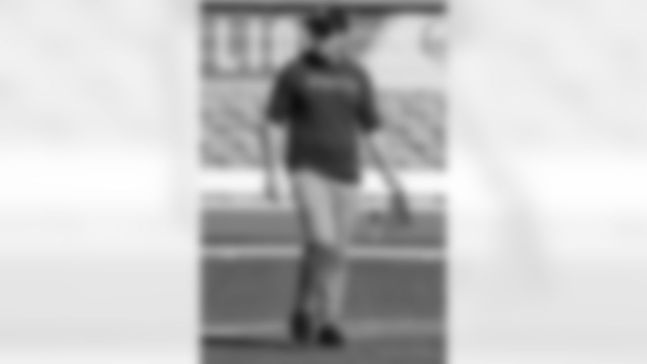 Check out the practice photos from the New Orleans Saints walkthrough ahead of their game against the Los Angeles Rams for Week 9 of the 2025 NFL season.