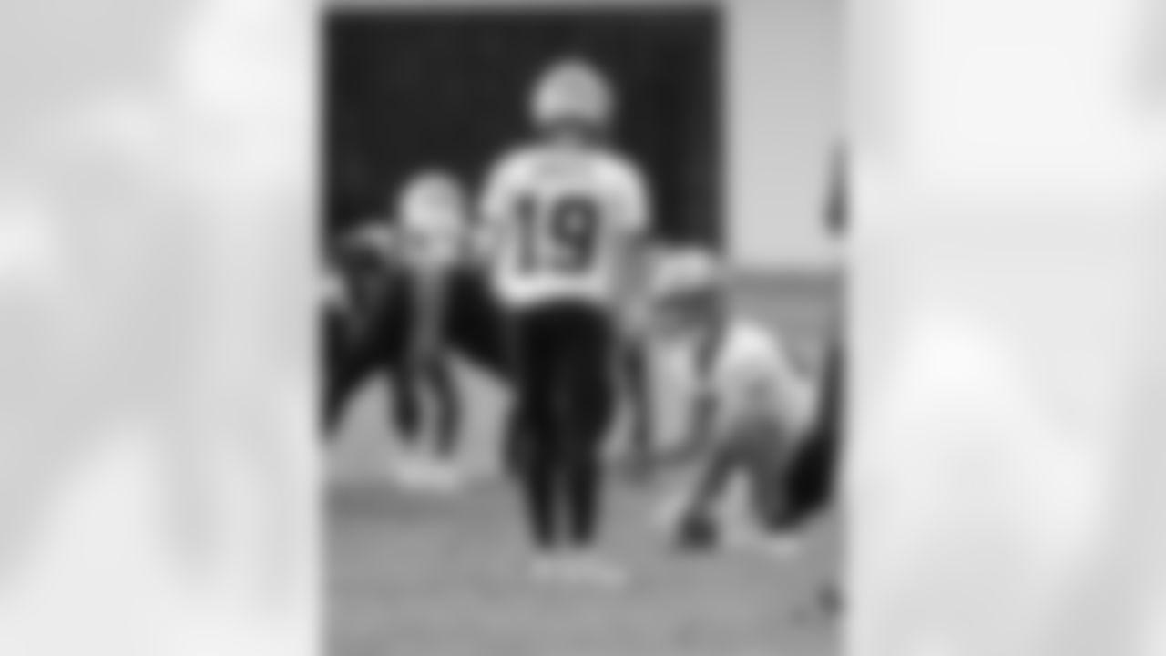 Full coverage of the New Orleans Saints workouts during 2025 Training Camp presented by Rouses Markets at the Ochsner Sports Performance Center on Friday, July 25.