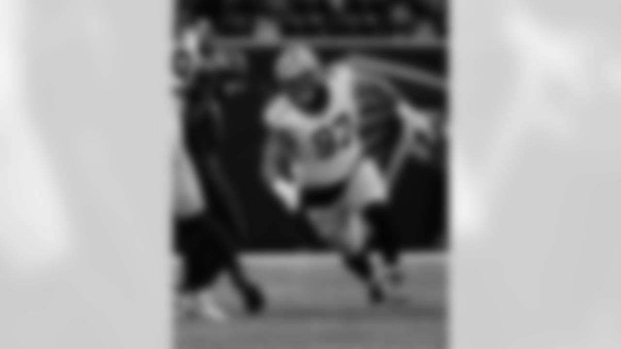 Check out the game action photos from the New Orleans Saints game against the Atlanta Falcons for Week 18 of the 2025 NFL season on Jan. 4, 2026 at Mercedes-Benz Stadium.